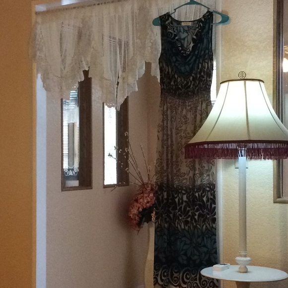 Long maxi dress - Picture 5 of 5